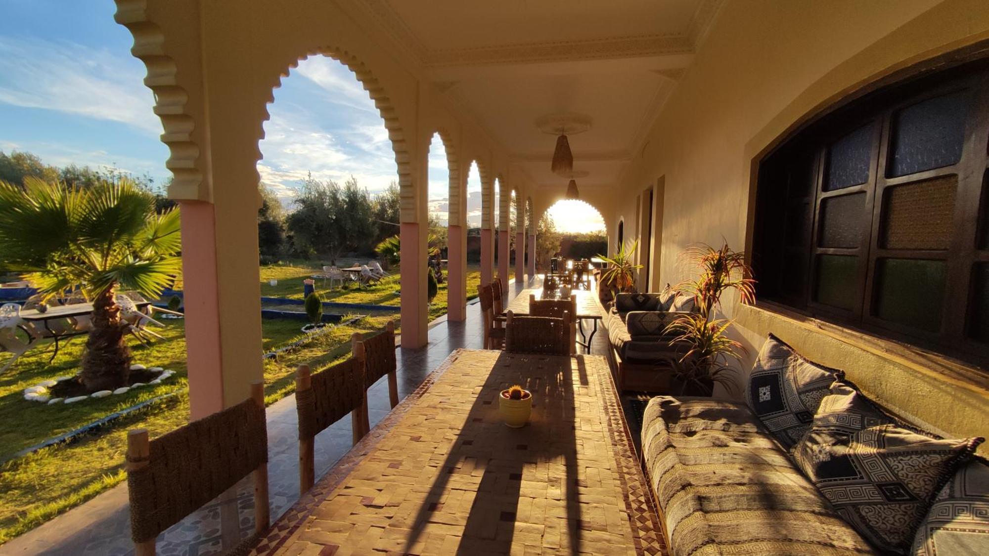 Guest House Qodwa Sidi Abdallah Ghiat Exteriér fotografie