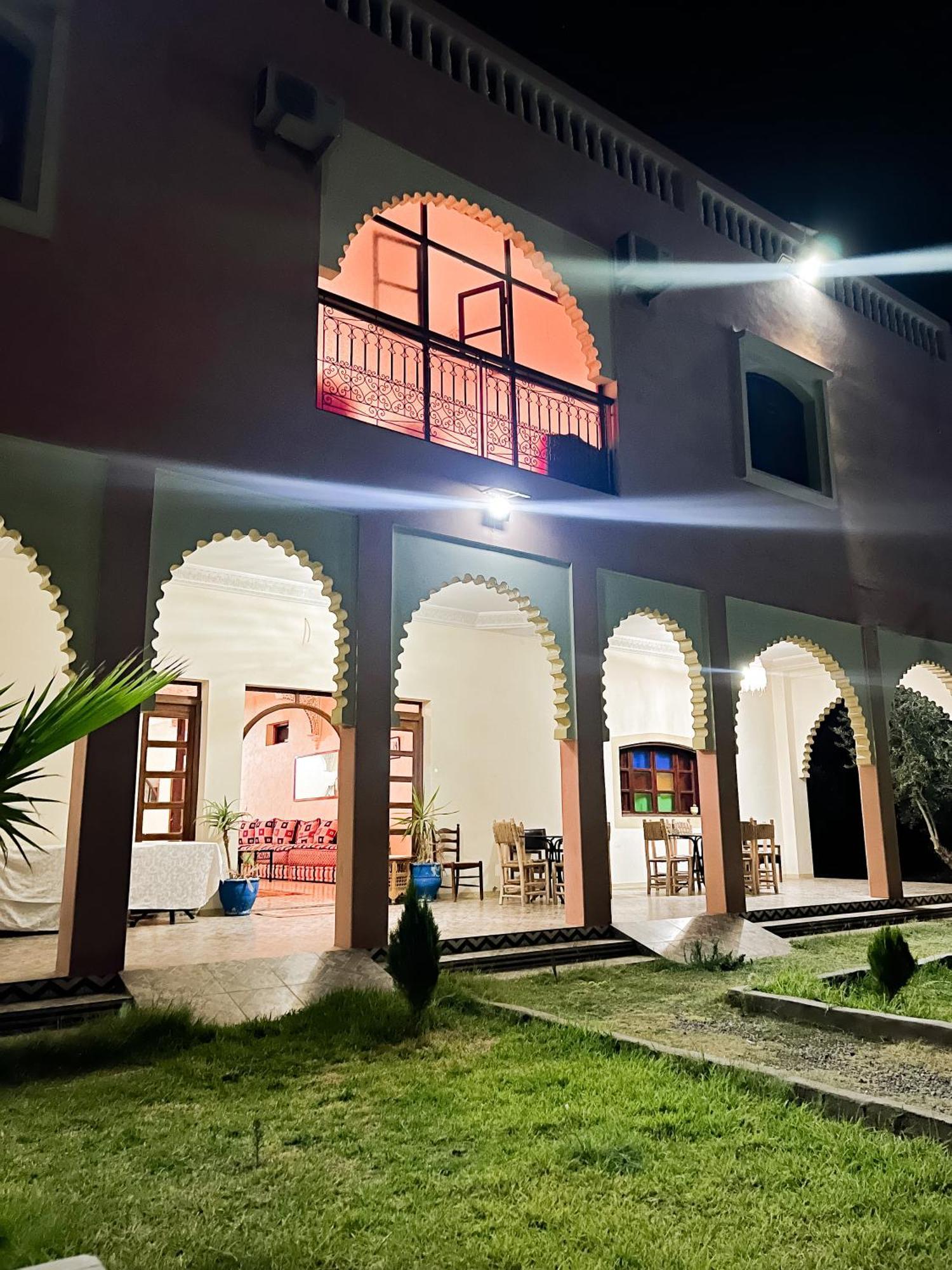 Guest House Qodwa Sidi Abdallah Ghiat Exteriér fotografie