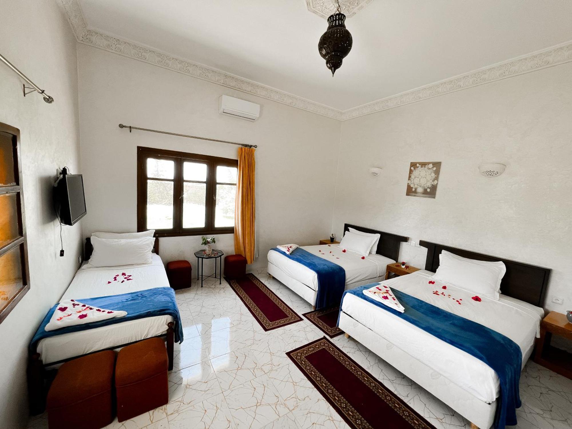 Guest House Qodwa Sidi Abdallah Ghiat Exteriér fotografie