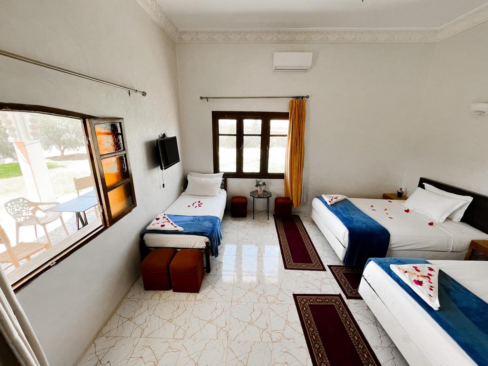 Guest House Qodwa Sidi Abdallah Ghiat Exteriér fotografie